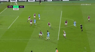 跟队记者：米兰内部否认了蒂亚戈-席尔瓦可能回归的传闻