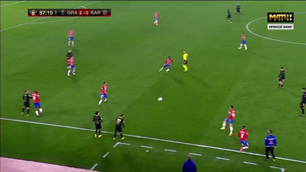 脚步不够快！首发的杨瀚森侧移被吹阻挡 4分钟不到累积2犯被换下