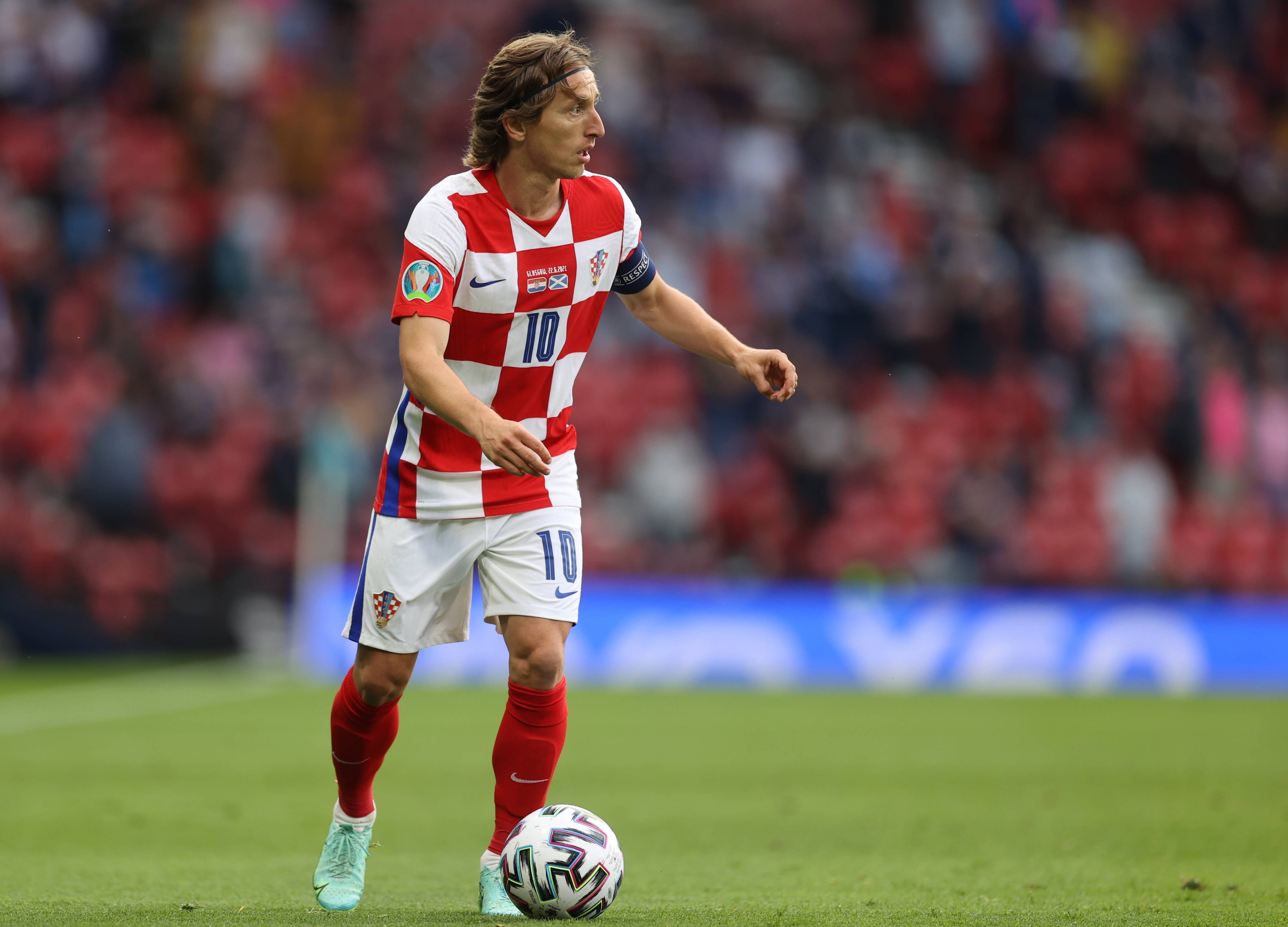 媒体人谈小杨被打脸但没吹：原以为世上只有CBA裁判才能吹出种球